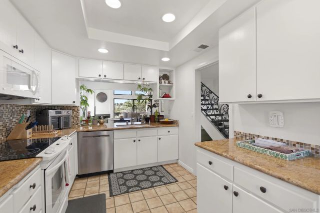 2501 Navarra 121, Carlsbad, CA 92009
