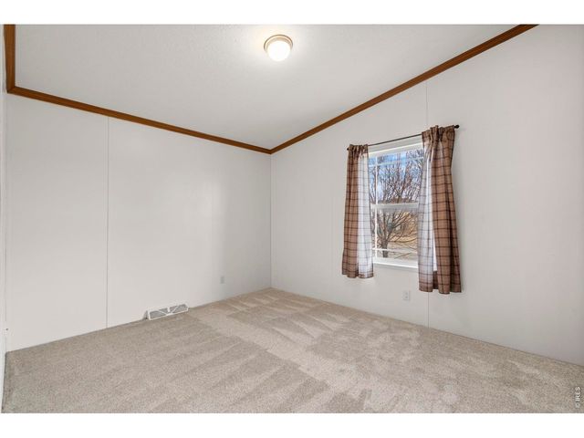 3324 Coyote Ln, Evans, CO 80620