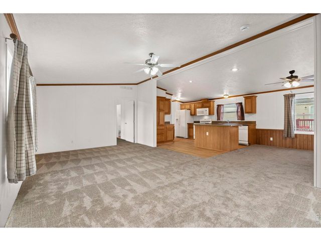 3324 Coyote Ln, Evans, CO 80620