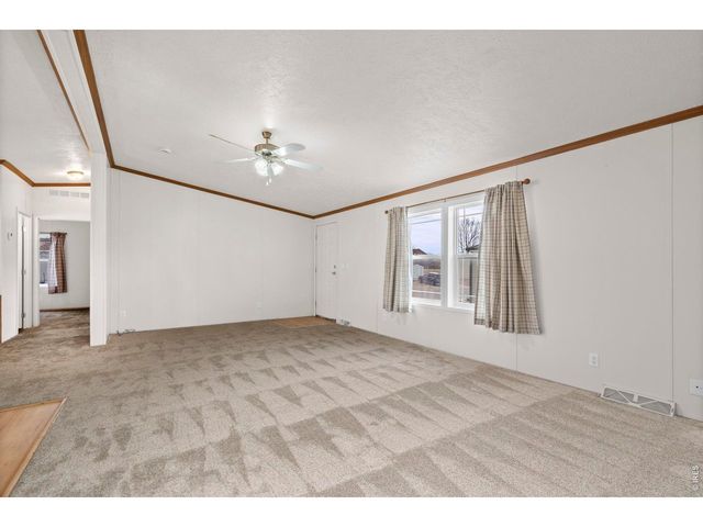 3324 Coyote Ln, Evans, CO 80620