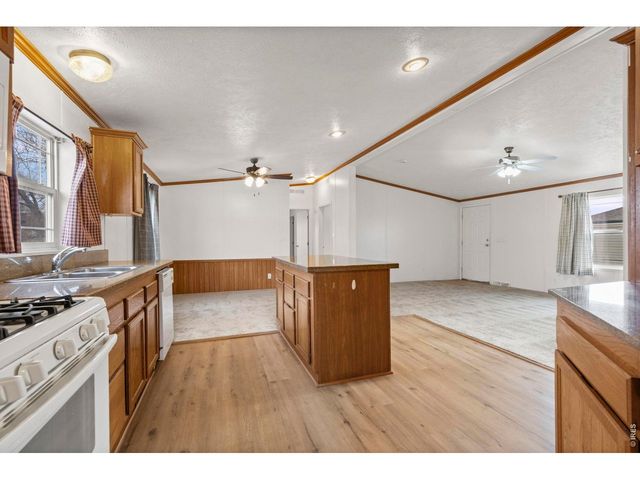 3324 Coyote Ln, Evans, CO 80620