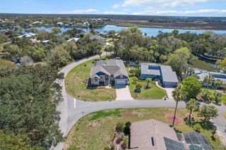 11752 W Valley Spring Lane, Homosassa, FL 34448
