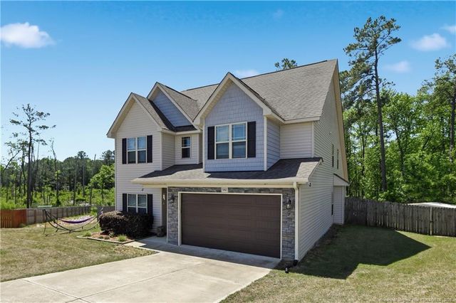 5142 Paul Peel Place, Hope Mills, NC 28348