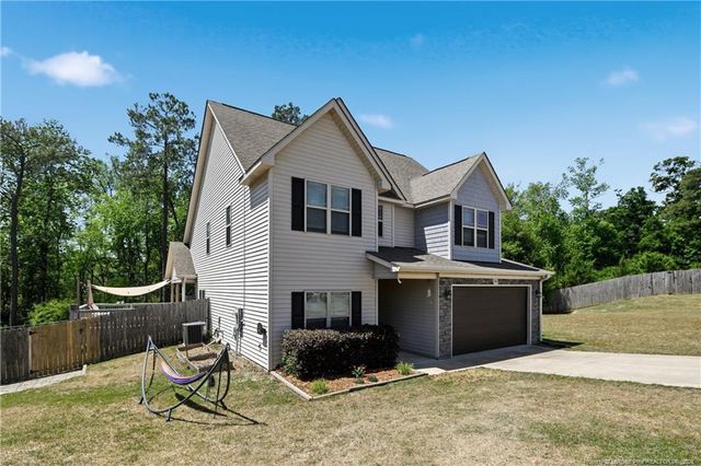 5142 Paul Peel Place, Hope Mills, NC 28348