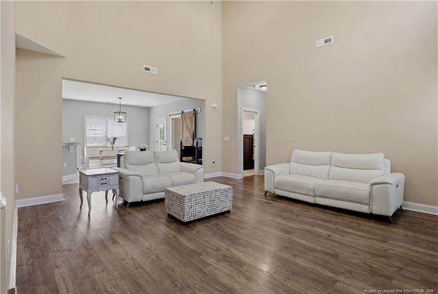 5142 Paul Peel Place, Hope Mills, NC 28348