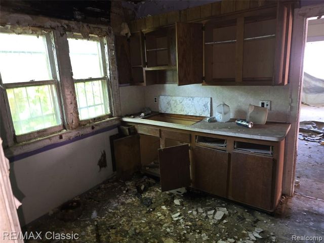 14834 Mark Twain Street, Detroit, MI 48227