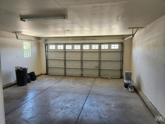 609 Dover Street, Delano, CA 93215