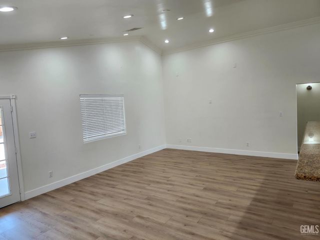 609 Dover Street, Delano, CA 93215