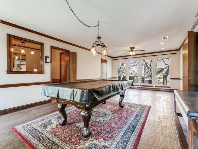 2400 Summit View Drive, Bedford, TX 76021