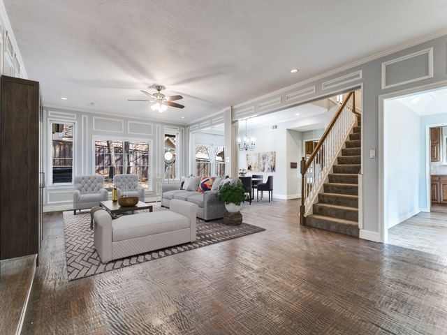 2400 Summit View Drive, Bedford, TX 76021