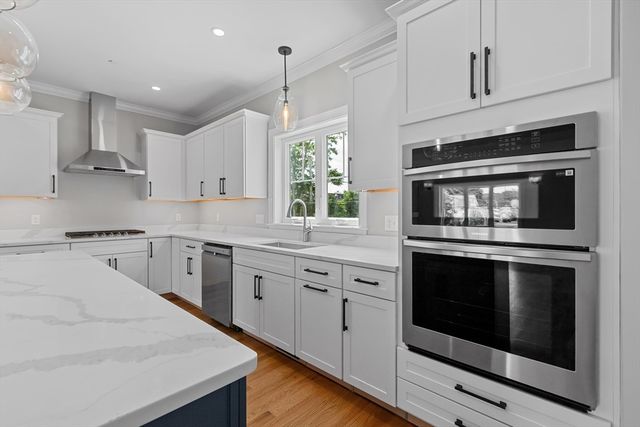 22 Pleasant C, Mansfield, MA 02048