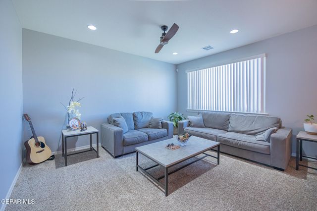 12345 Stansbury Drive, El Paso, TX 79928