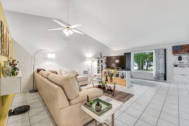 3033 NW 95th Avenue, Coral Springs, FL 33065