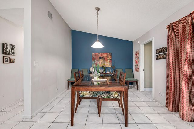 3033 NW 95th Avenue, Coral Springs, FL 33065