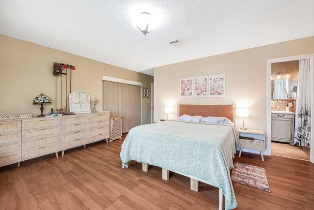 3033 NW 95th Avenue, Coral Springs, FL 33065