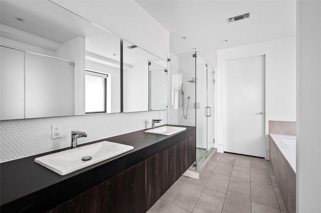 2406 Tangley 300, Houston, TX 77005