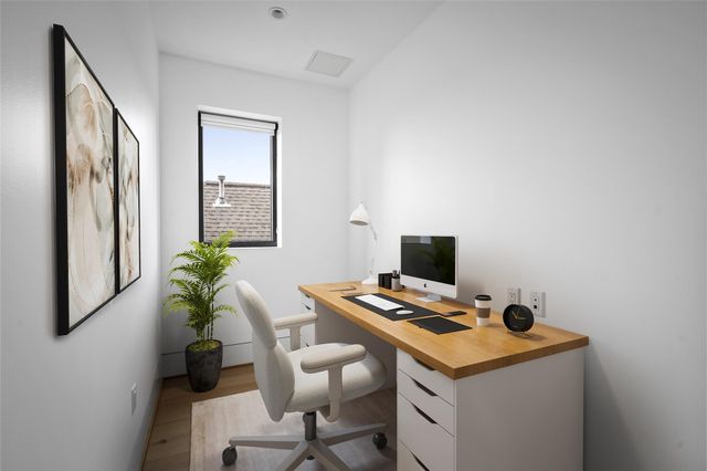 2406 Tangley 300, Houston, TX 77005