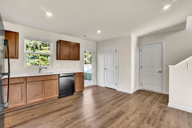 886 Cranbrook Drive, Woodruff, SC 29388