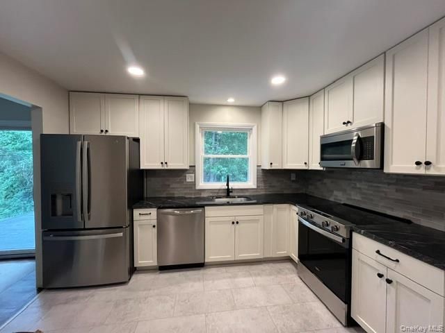 32 Hickman Drive, Hopewell Junction, NY 12533