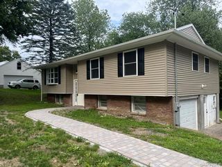 32 Hickman Drive, Hopewell Junction, NY 12533