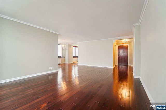 200 Old Palisade Road 7G, Fort Lee, NJ 07024