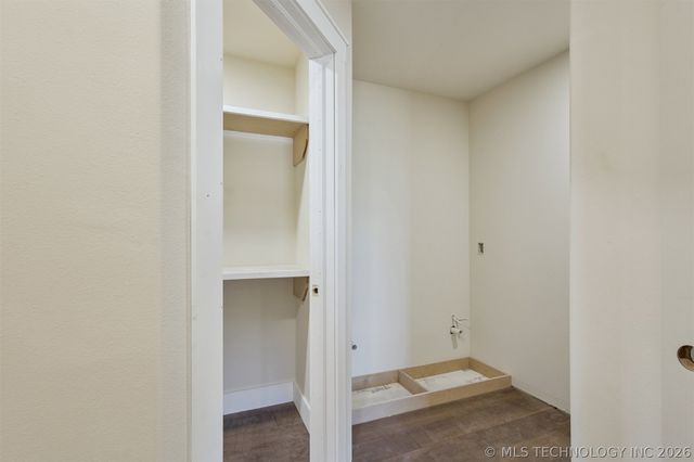 2000 N Everly Drive, Tahlequah, OK 74464