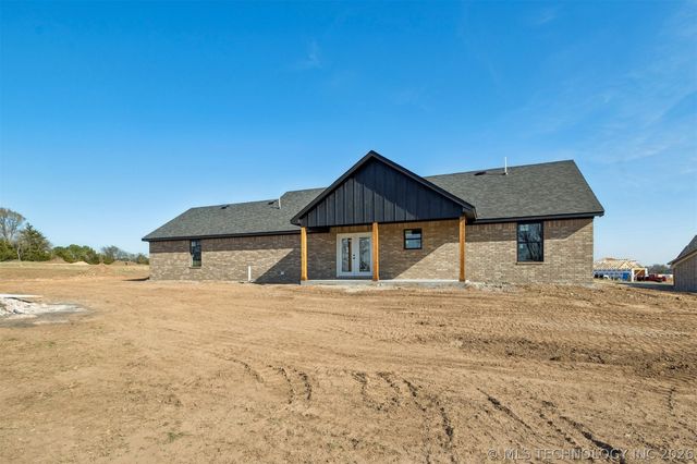 2000 N Everly Drive, Tahlequah, OK 74464