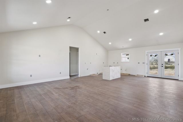 2000 N Everly Drive, Tahlequah, OK 74464