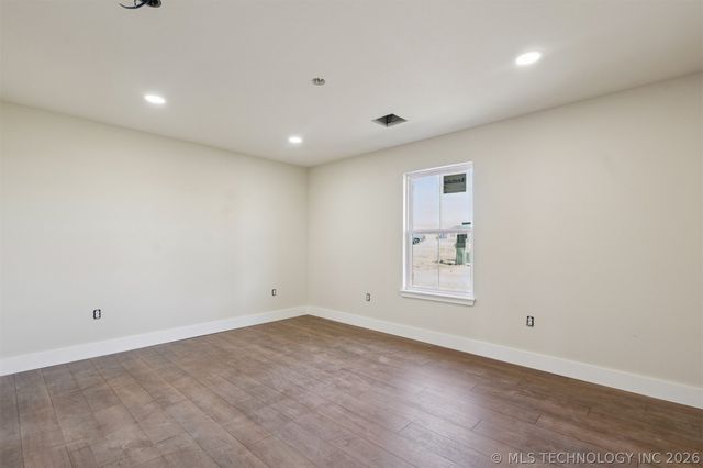 2000 N Everly Drive, Tahlequah, OK 74464