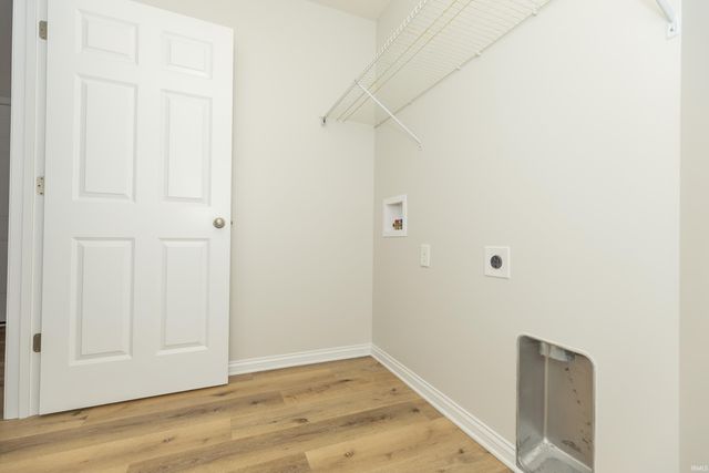 5919 Brookstone Drive, Newburgh, IN 47630