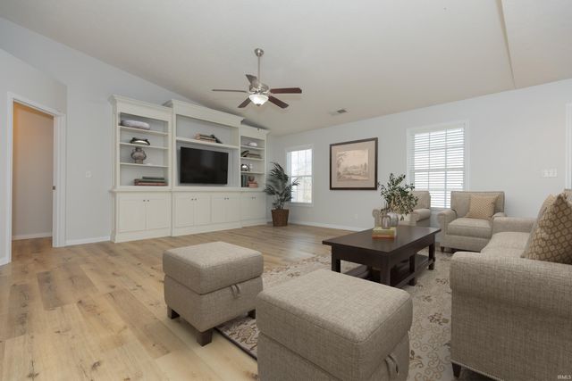 5919 Brookstone Drive, Newburgh, IN 47630