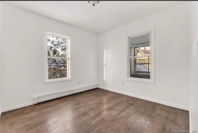 74 Carleton Avenue, Bridgeport, CT 06604