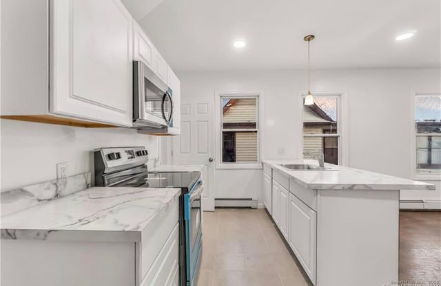 74 Carleton Avenue, Bridgeport, CT 06604