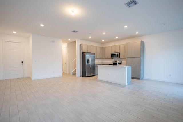 4985 Navali Drive, Lake Worth, FL 33467