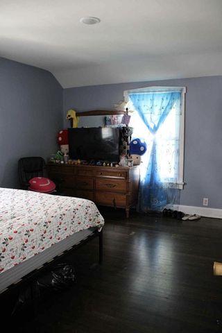 663 S Layton BOULEVARD, Milwaukee, WI 53215