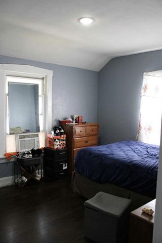 663 S Layton BOULEVARD, Milwaukee, WI 53215