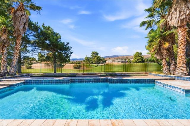 3548 Tournament Drive, Palmdale, CA 93551