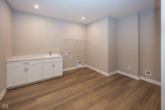 9437 Dogwood Drive, Mccordsville, IN 46055