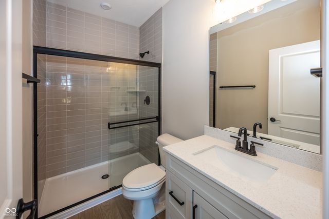 9437 Dogwood Drive, Mccordsville, IN 46055