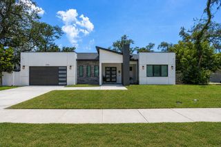 3306 W VAN BUREN DRIVE, Tampa, FL 33611