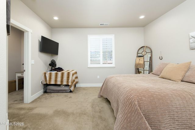 739 E Cottage Loop, Gardnerville, NV 89460