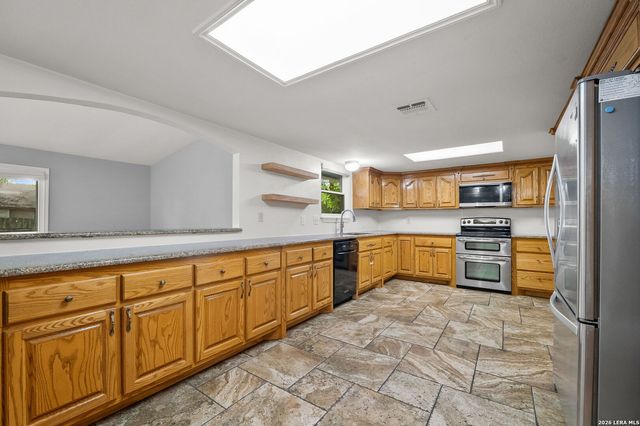 8327 Lou Gehrig St, San Antonio, TX 78240