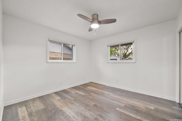 8327 Lou Gehrig St, San Antonio, TX 78240