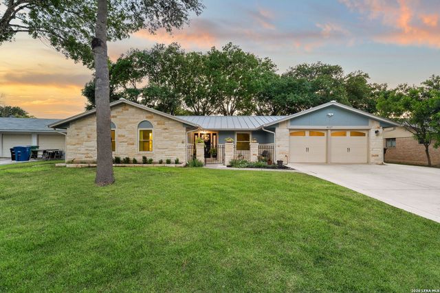 8327 Lou Gehrig St, San Antonio, TX 78240