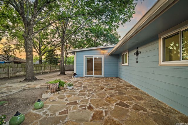 8327 Lou Gehrig St, San Antonio, TX 78240