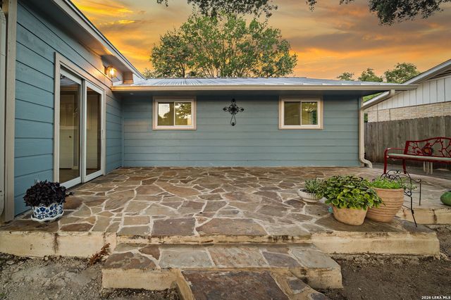 8327 Lou Gehrig St, San Antonio, TX 78240