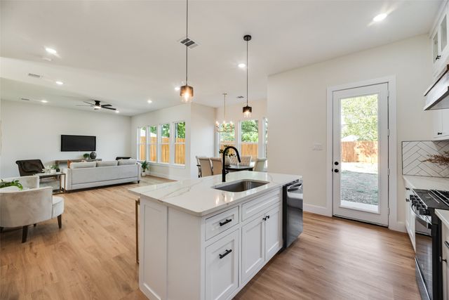 7318 Concord Avenue, Dallas, TX 75235