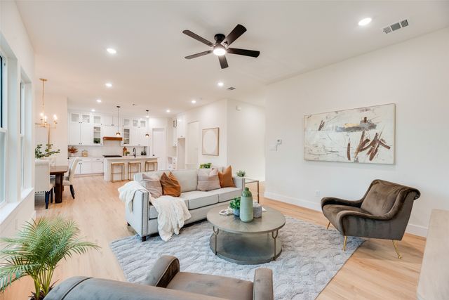 7318 Concord Avenue, Dallas, TX 75235