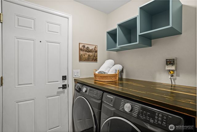 1608 37th Street NW, Gig Harbor, WA 98335