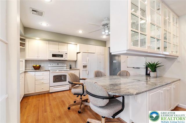 3320 Lincoln Avenue, Salisbury Twp, PA 18103